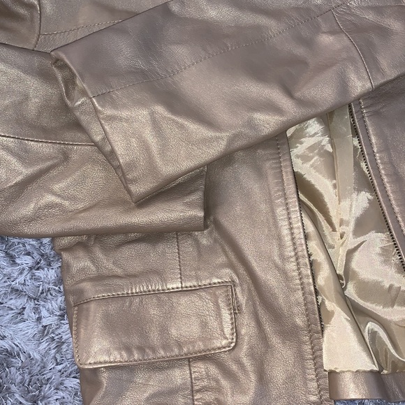 Women’s Serrano Leather Gold Jacket size medium - Picture 3 of 3